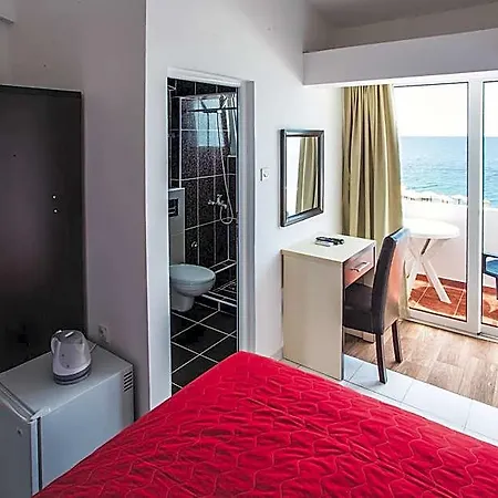 Hotel David And 3*