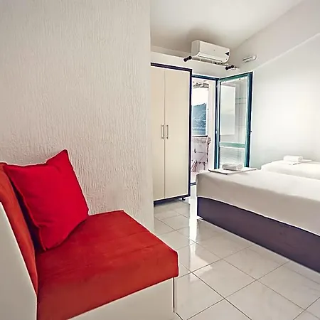 Hotel David And